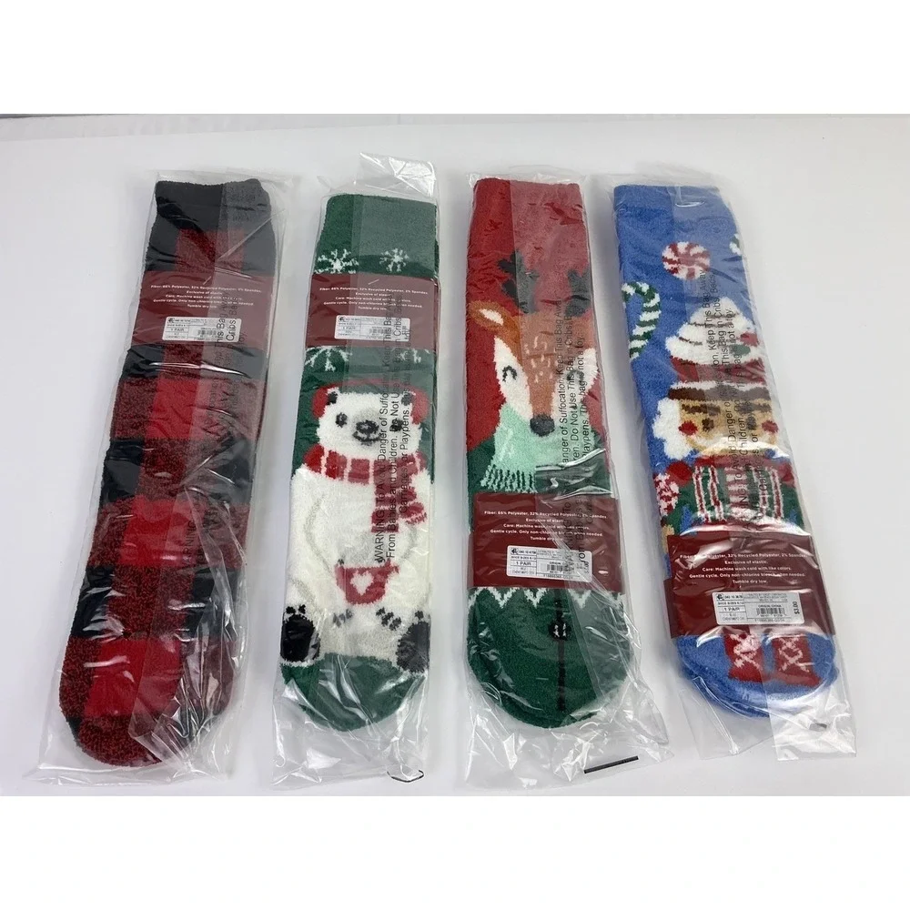 Bundle 4 Pair WonderShop Men's Super Soft Crew‎ Socks 6-12 Holiday Christmas